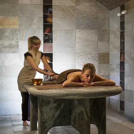 Cgh Residences & Spas Les D'angele מלון דירות